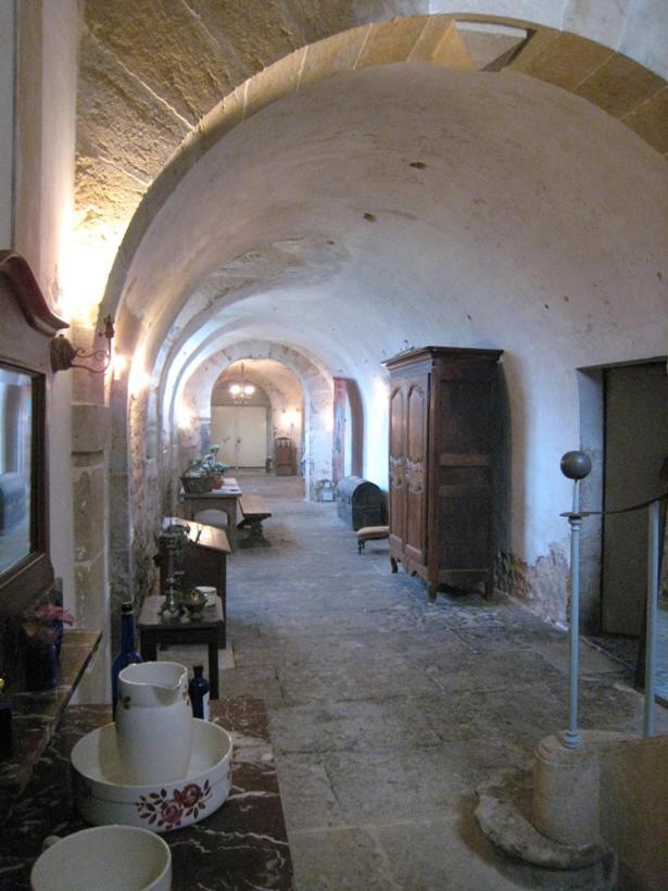 Château de Flée Semur-en-Auxois Esterno foto