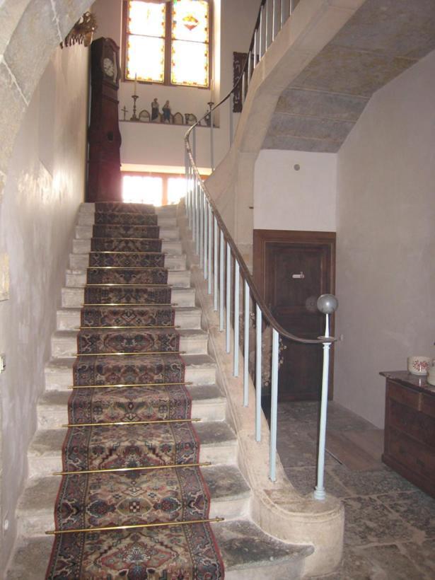 Château de Flée Semur-en-Auxois Esterno foto